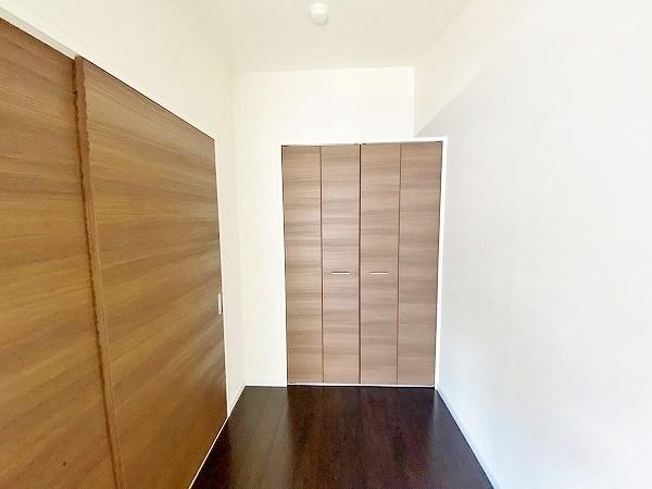 リュシオールレジデンス ベッドルーム