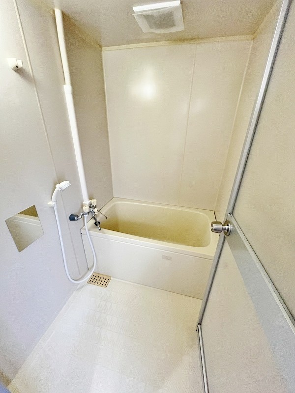 湯川一丁目貸家 風呂画像