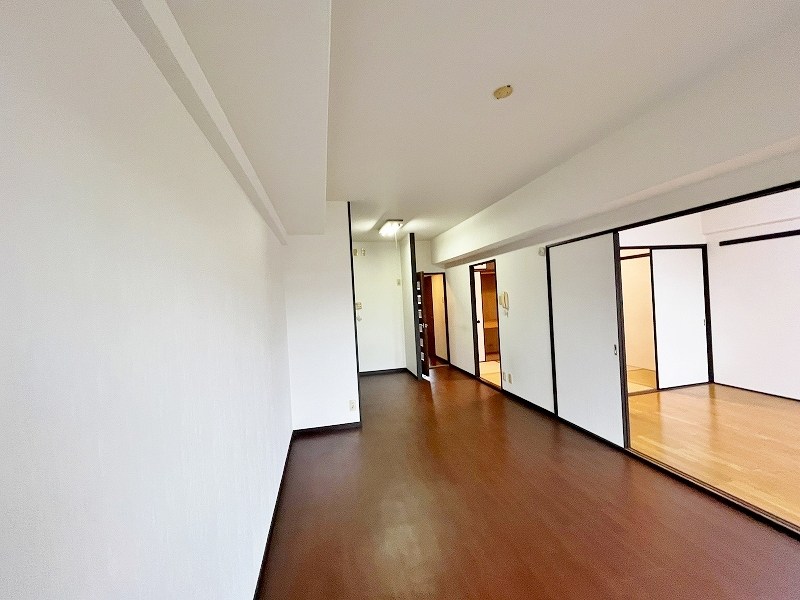 ペルル湯川新町 弐番館　 リビング