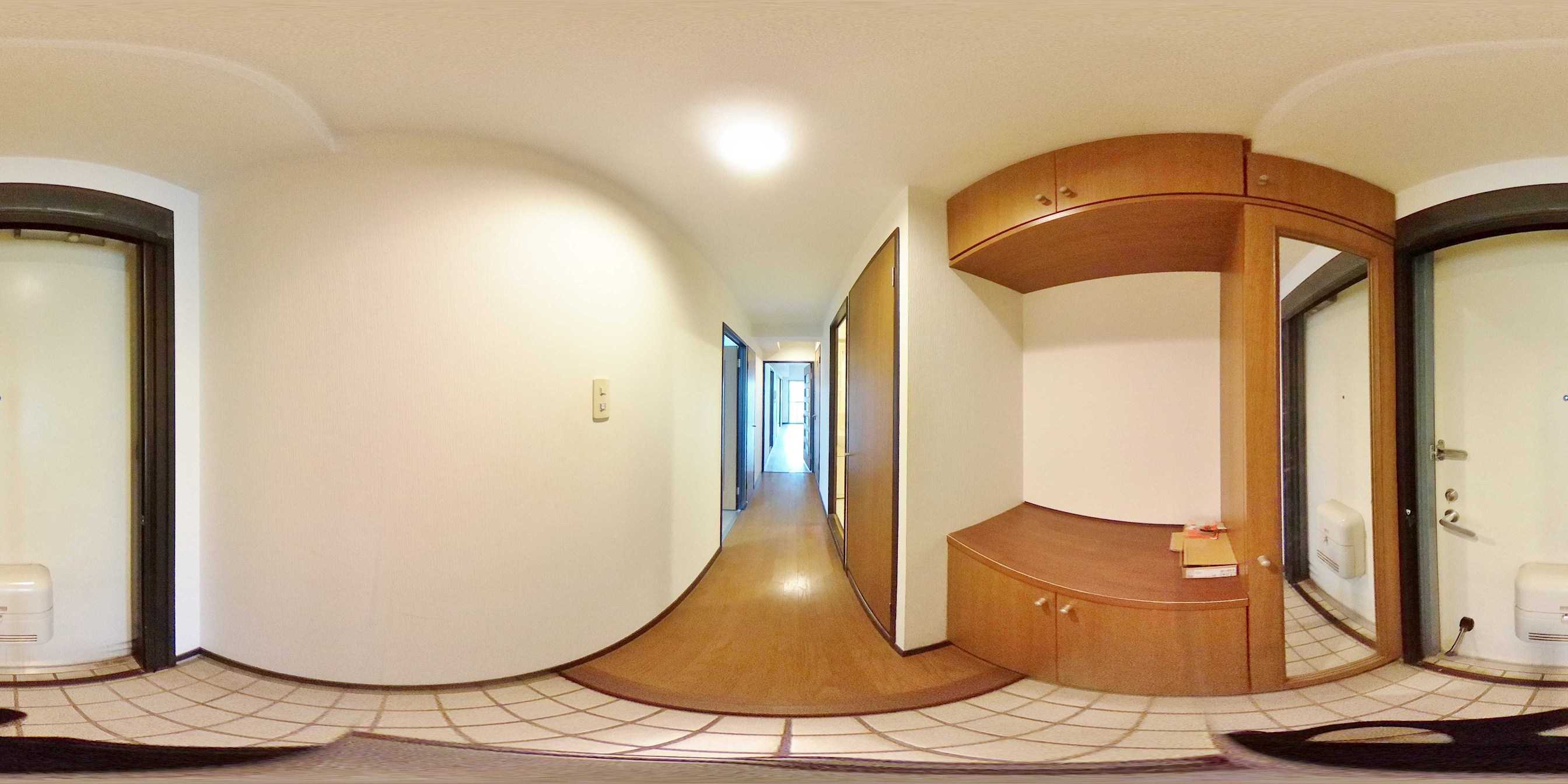 ペルル湯川新町 弐番館 玄関