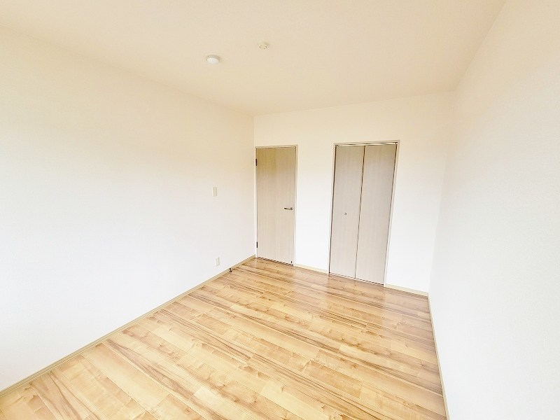 ギャランドラ徳力新町 ベッドルーム