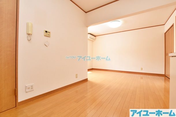 グッドライフ折尾  リビング