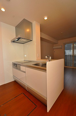 メゾンプランタニエールキャトル キッチン