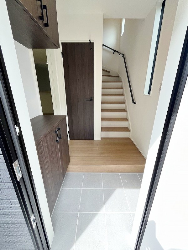 サンラプロ山門町 玄関