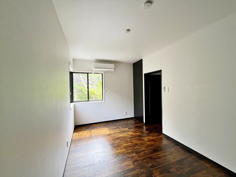 須賀町アパートメント ベッドルーム