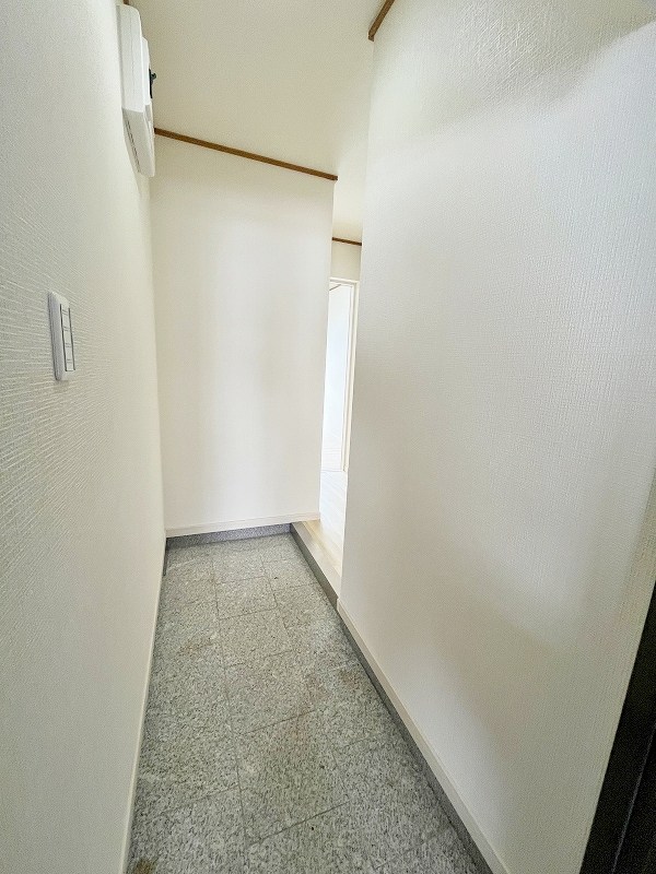 フェルト130　Ａ棟  玄関