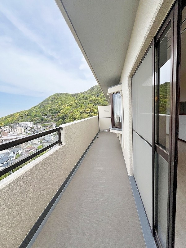 メゾンモンブラン富野台壱番館　C棟 ベランダ