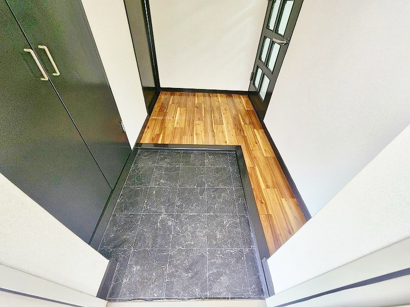 島名第五コーポ 玄関