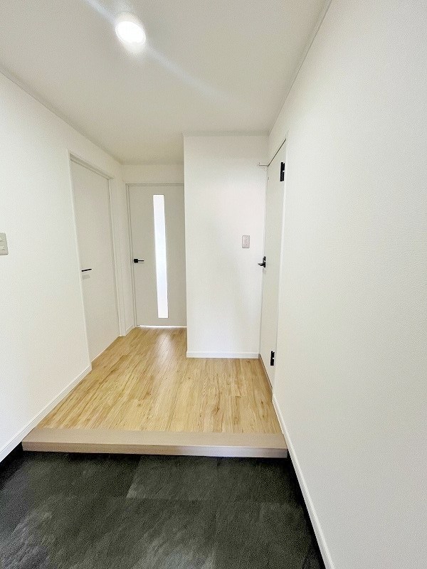 第４共立ビル 玄関