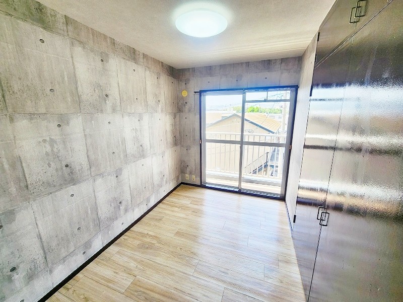 島名第五コーポ ベッドルーム