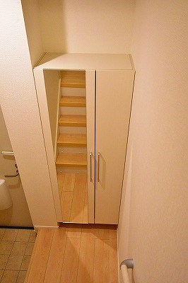 エクスクルーシブⅢ 玄関