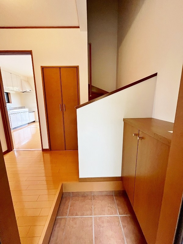 Ｐｅａｃｅｆｕｌ四季彩（ピースフル四季彩）Ａ棟 玄関