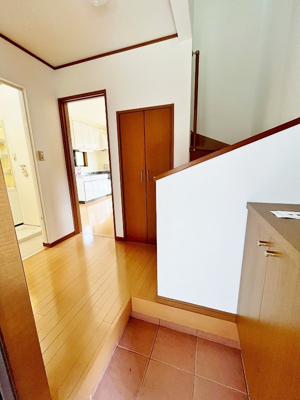 Ｐｅａｃｅｆｕｌ四季彩（ピースフル四季彩）Ｃ棟 玄関