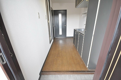 グッタープラッツ緑ヶ丘２番館  玄関
