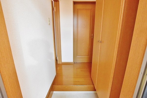 アールエムハイツⅠ 玄関