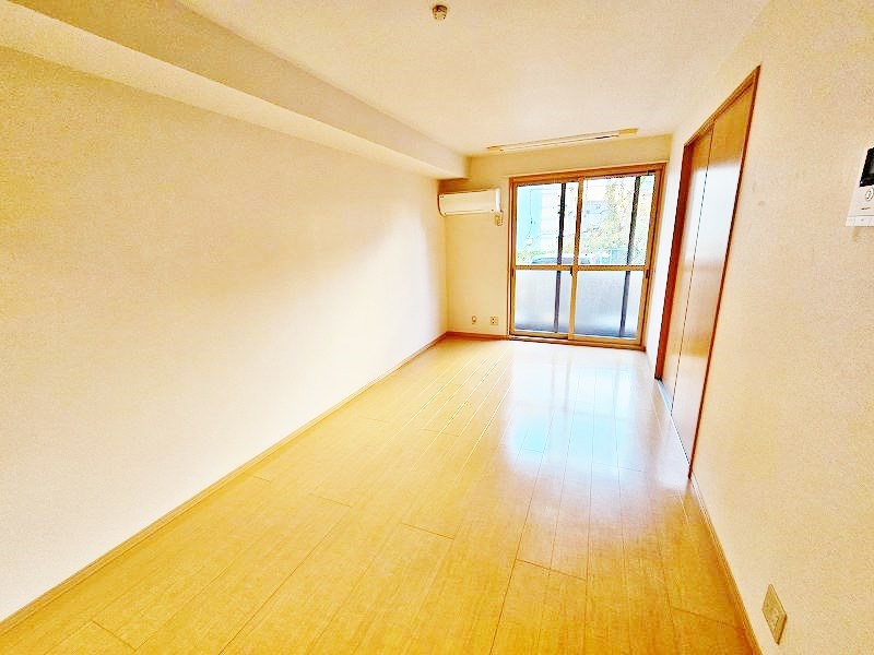 オーク上富野 リビング