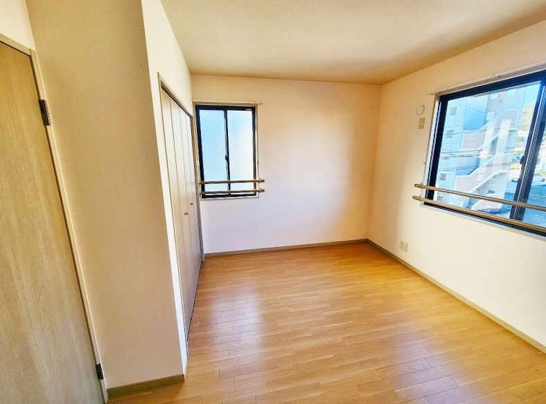 フロンティアＳ ベッドルーム