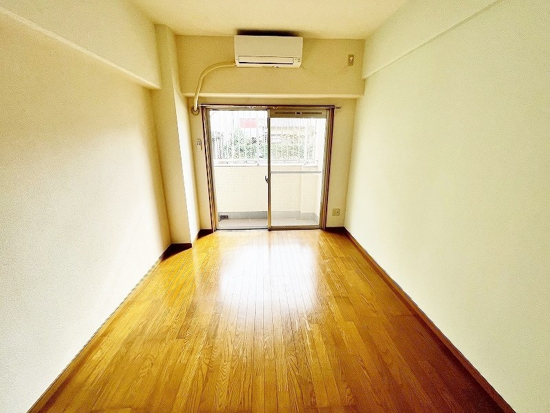 サニーライトビル リビング