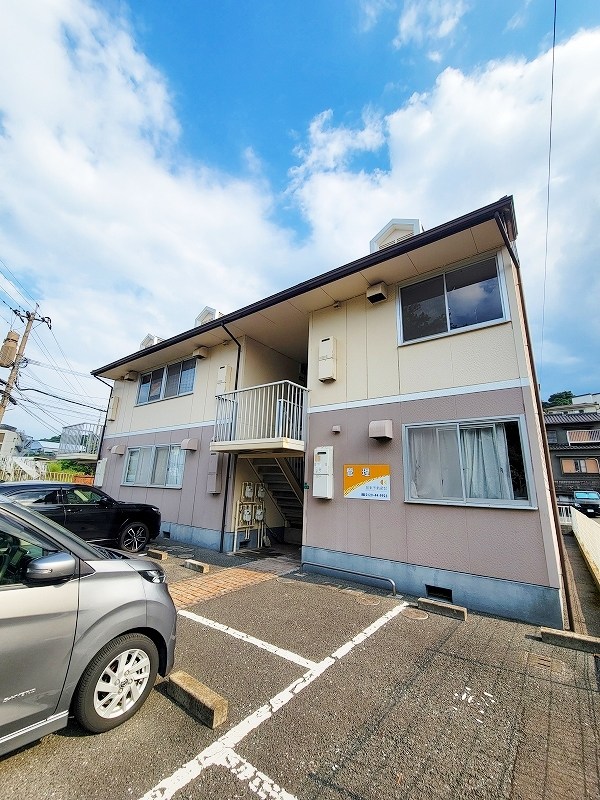 コスモライフ守恒  203号室 外観