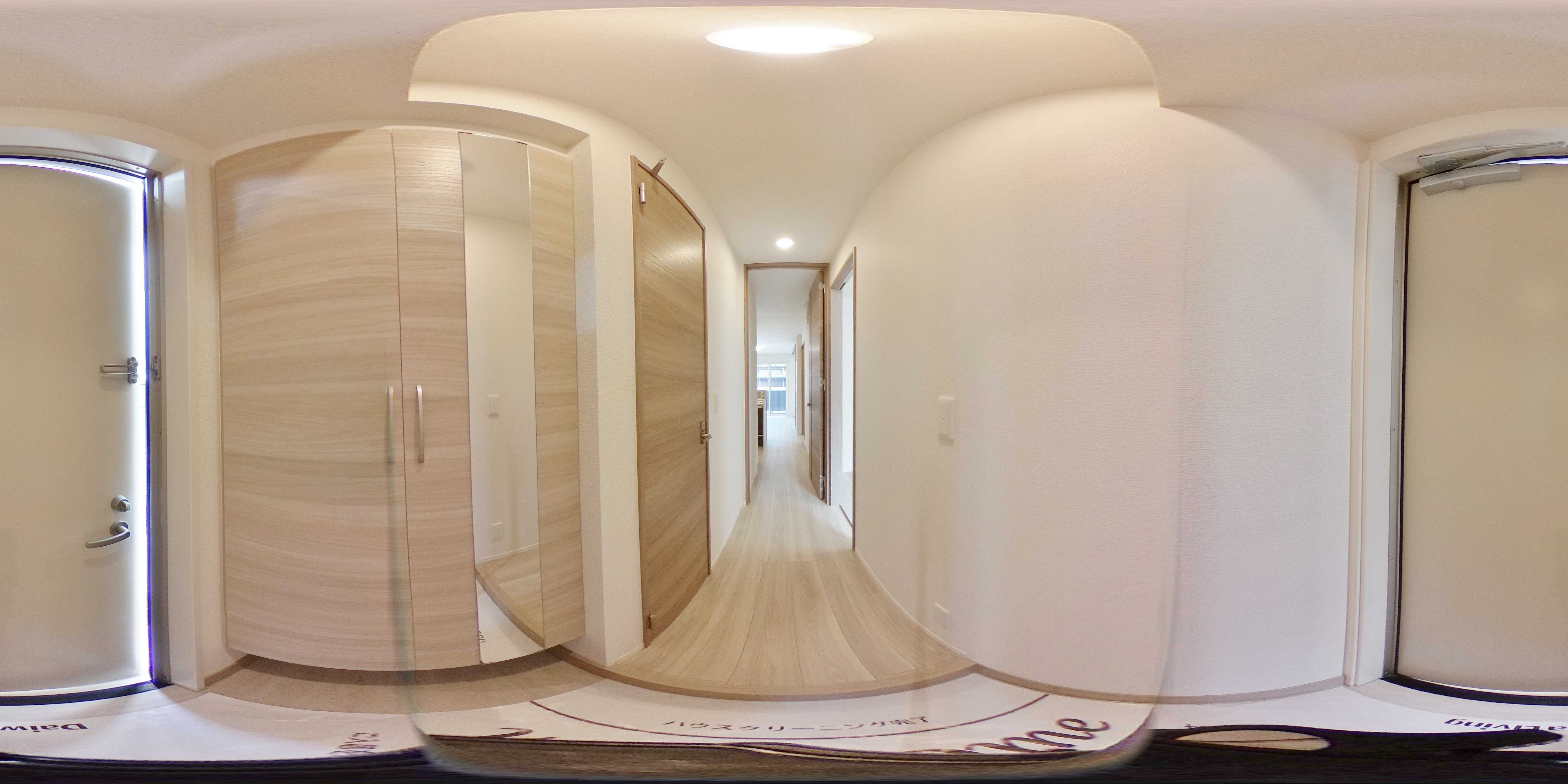 D-ROOM　N.T 玄関