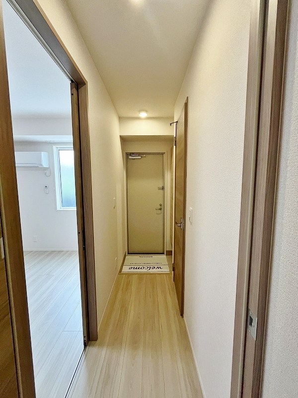 D-ROOM　N.T 玄関