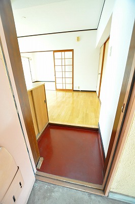 ハイツ池田 玄関
