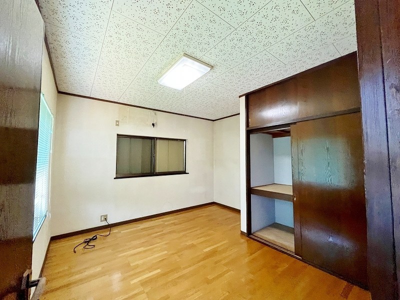 新高田戸建 ベッドルーム