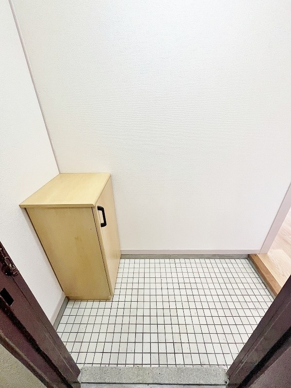 野坂ハイツ  玄関