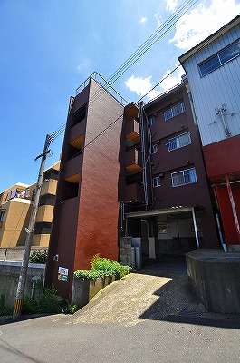 オアシス下到津  301号室 外観