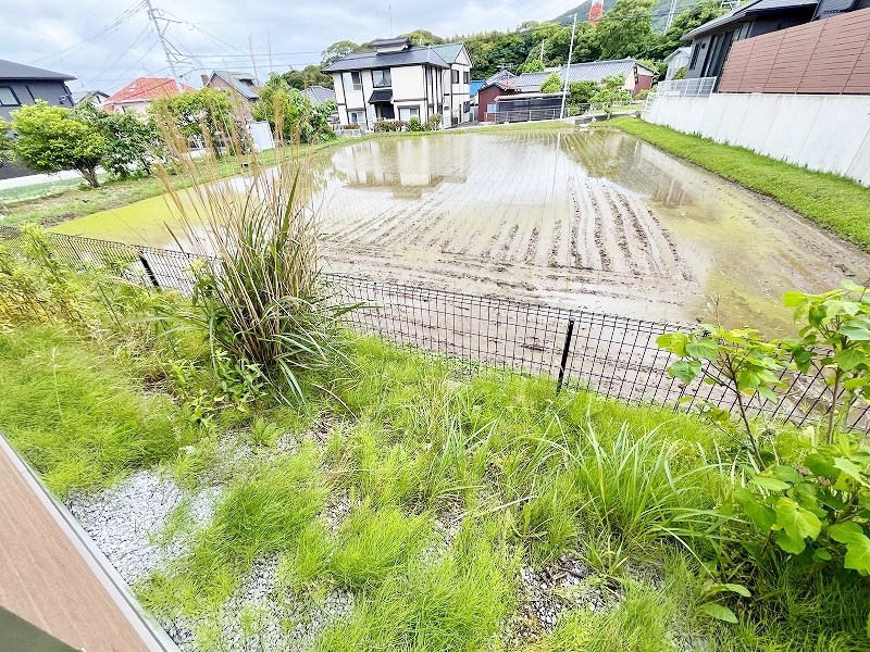 サンラプロ葛原本町　B棟 ベランダ