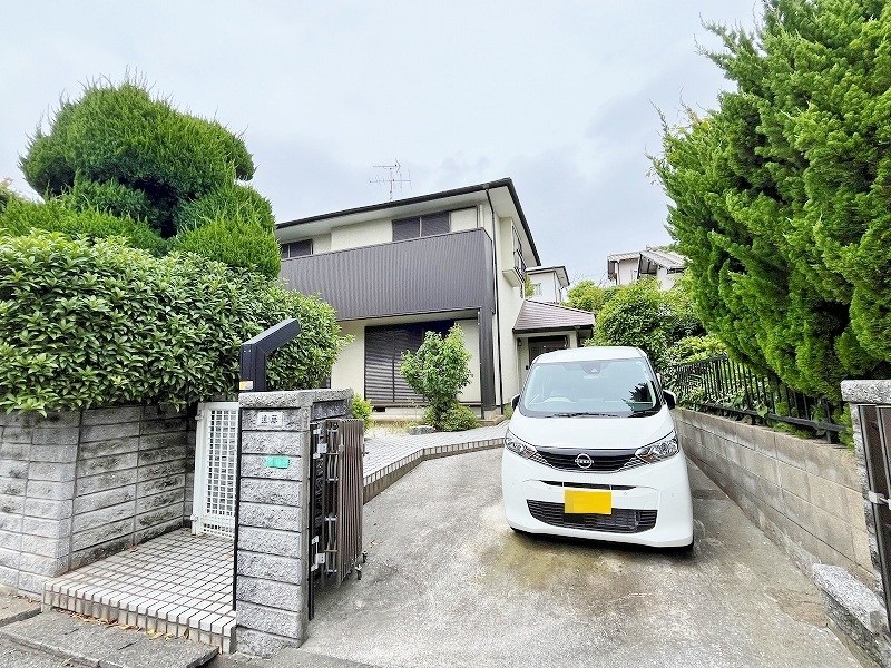 星和台一丁目戸建て 外観