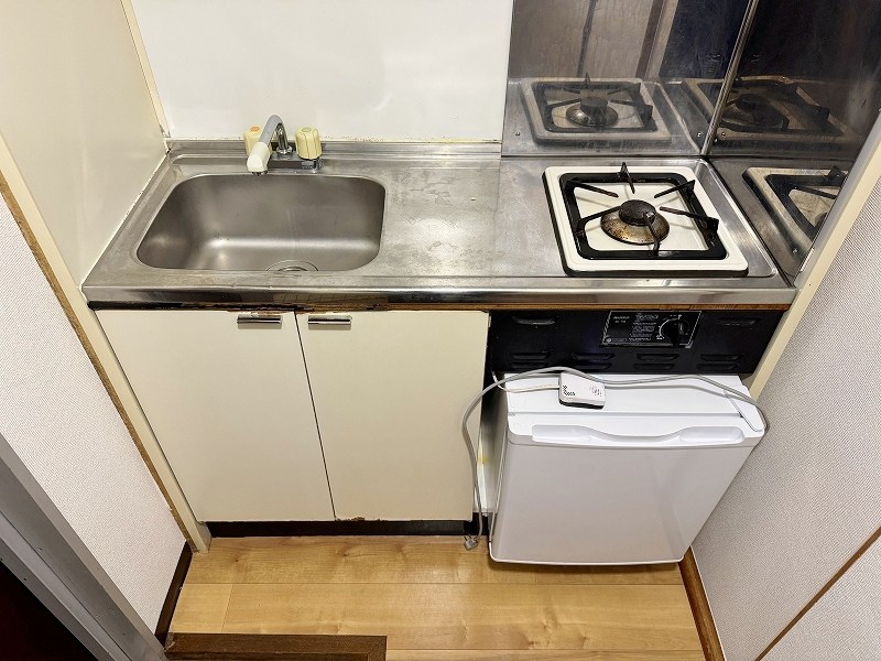 レディローザ  キッチン