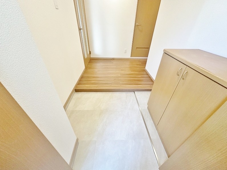 リリーフ浅川Ⅱ 玄関