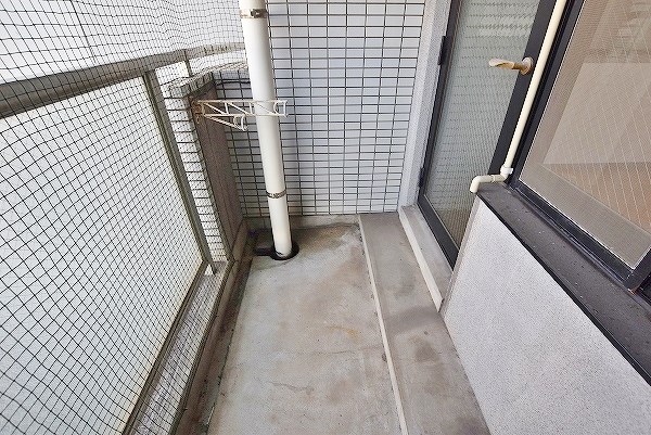 ニューサンリバー６番館  ベランダ