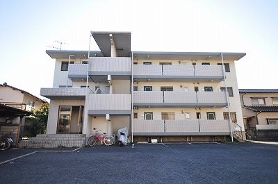 ヴィラ中曽根   301号室 外観