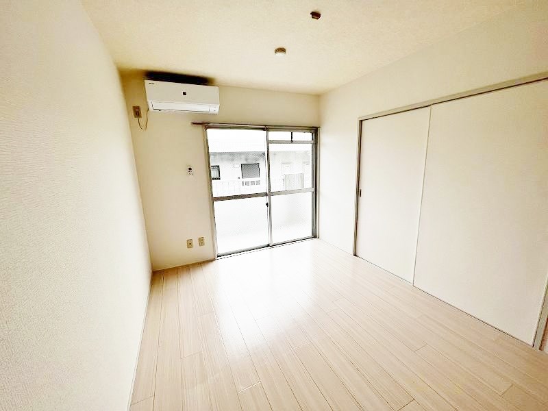 シャトレ津田新町  ベッドルーム