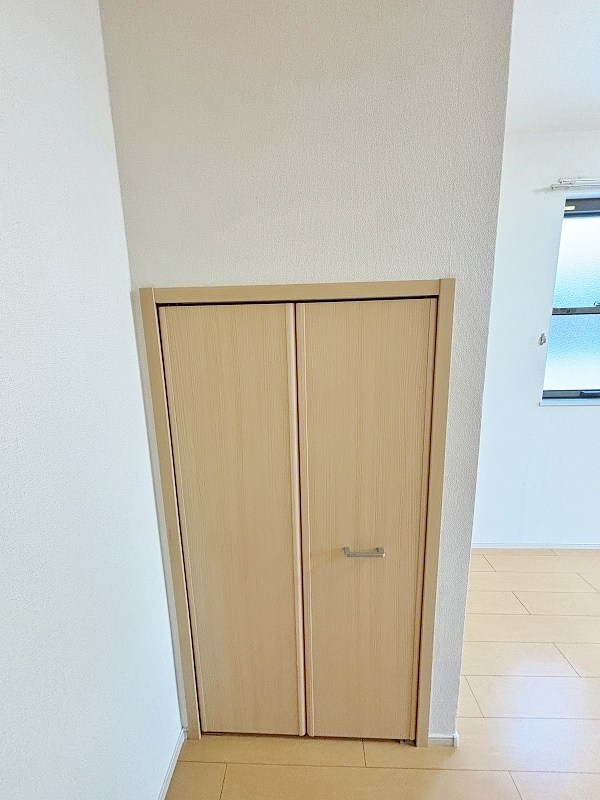 ラインハイム足立山Ｄ 収納