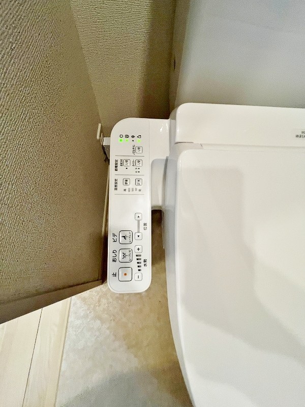 フィールズイーストA   トイレ