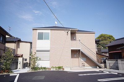 コモド　Ｂ棟 201号室 外観