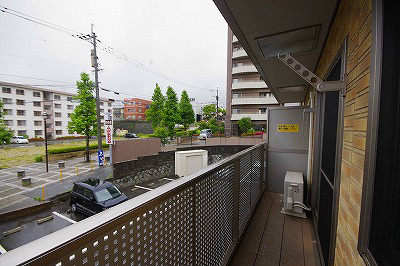 シャーメゾン朽網駅前  ベランダ