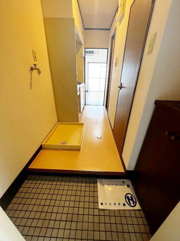 village kokura（ヴィラージュ小倉） 玄関