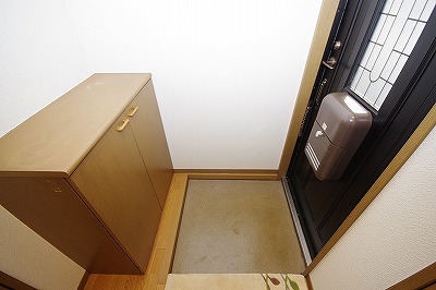 セジュール富野 玄関