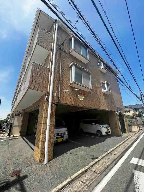 プレアール足立 305号室 外観