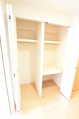 ラインスター三萩野 収納