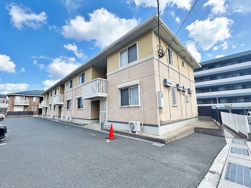 サンクラーズメゾン　Ａ棟  101号室 外観