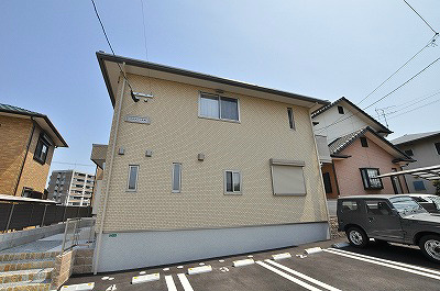 エルメゾン井堀  102号室 外観