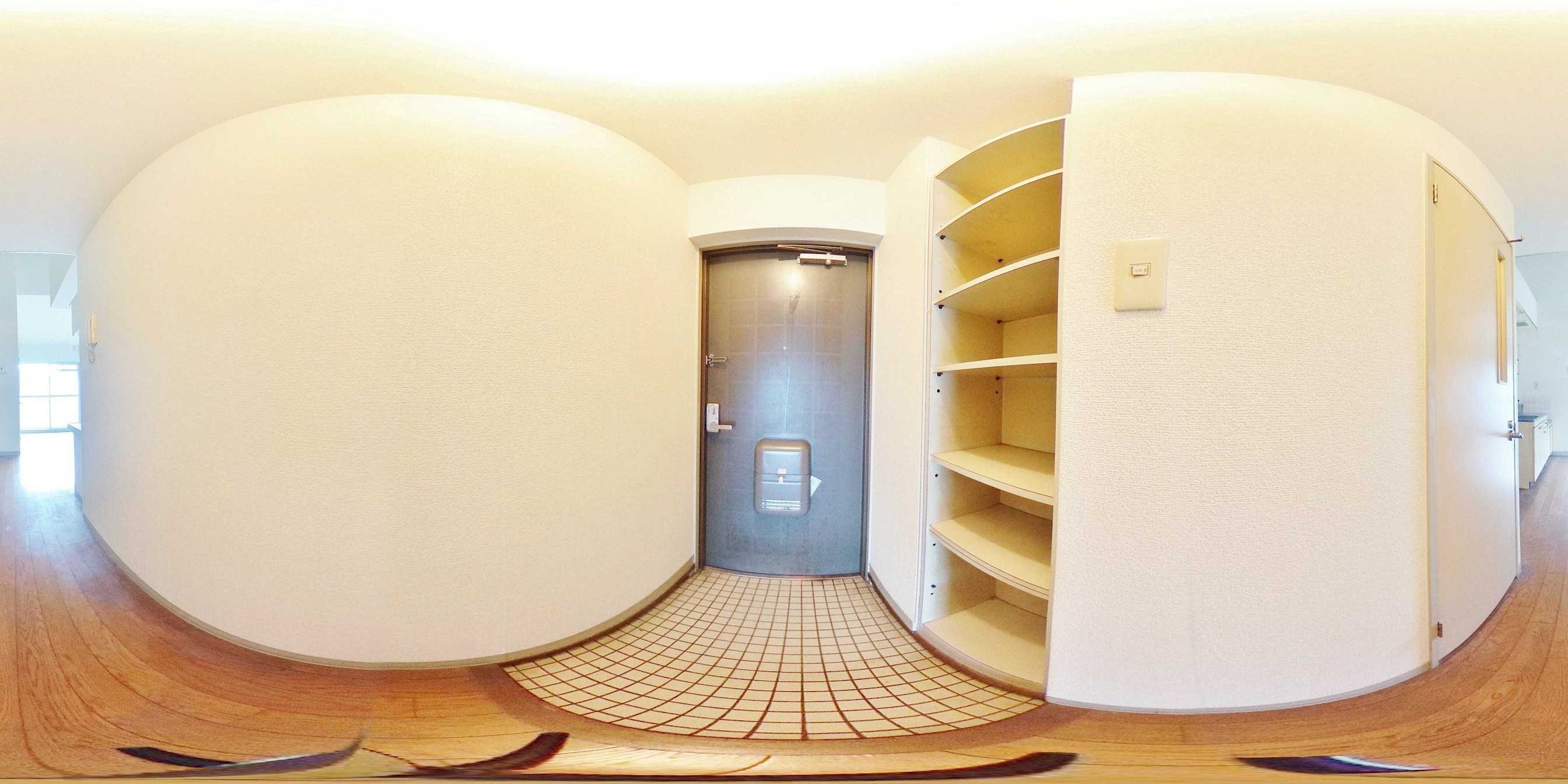 カリタスプラザ 玄関