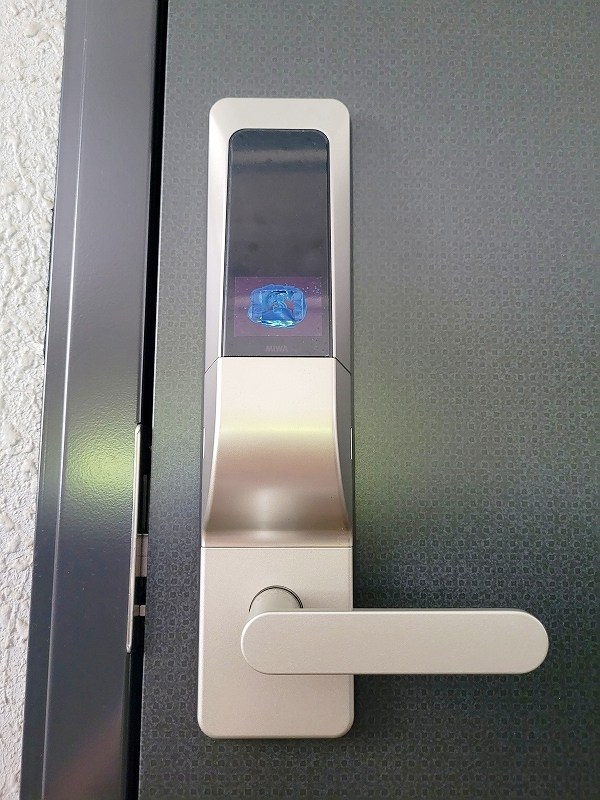 リファレンス片野 玄関