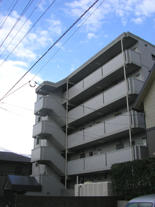 シャトレ緑ヶ丘  403号室 外観