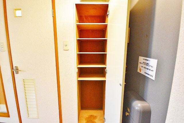 シャトレ徳力   エントランス
